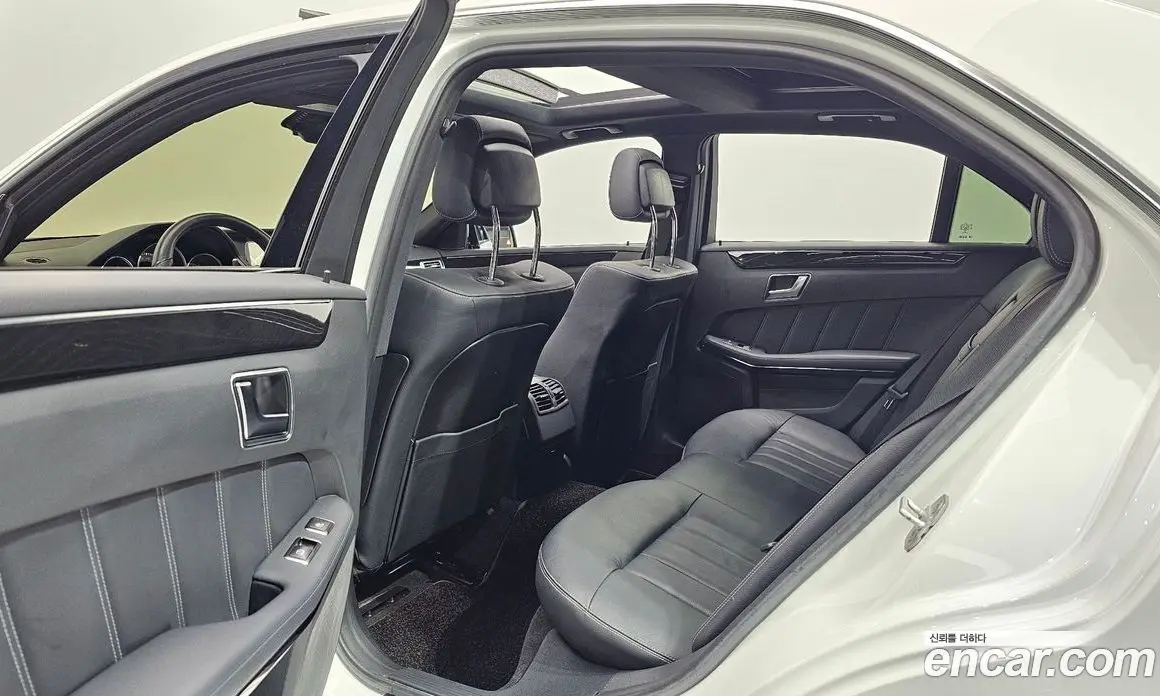 Mercedes-Benz E-Class 2015 3.5 автомат (гидро), фото 11 Mercedes-Benz E-Class 2015 3.5 автомат (гидро), фото 11