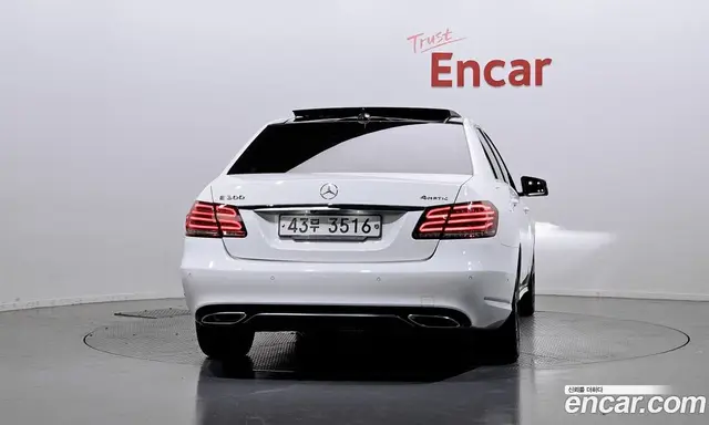 Mercedes-Benz E-Class 2015 3.5 автомат (гидро), миниатюра 4 Mercedes-Benz E-Class 2015 3.5 автомат (гидро), миниатюра 4