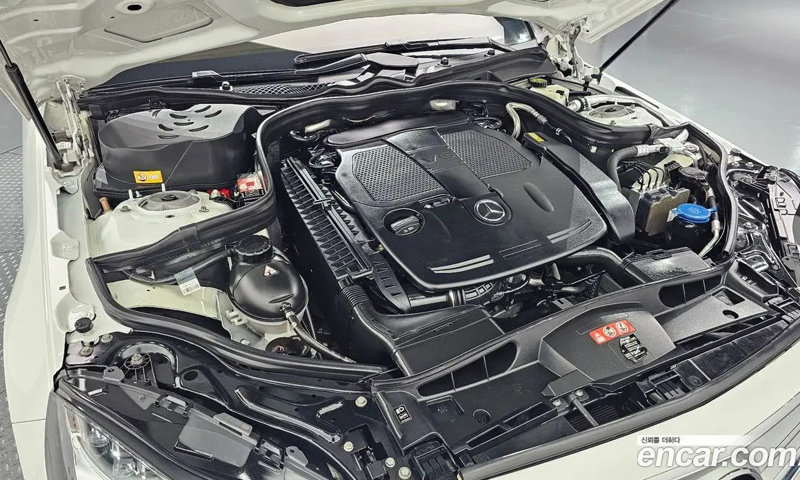 Mercedes-Benz E-Class 2015 3.5 автомат (гидро), фото 6 Mercedes-Benz E-Class 2015 3.5 автомат (гидро), фото 6