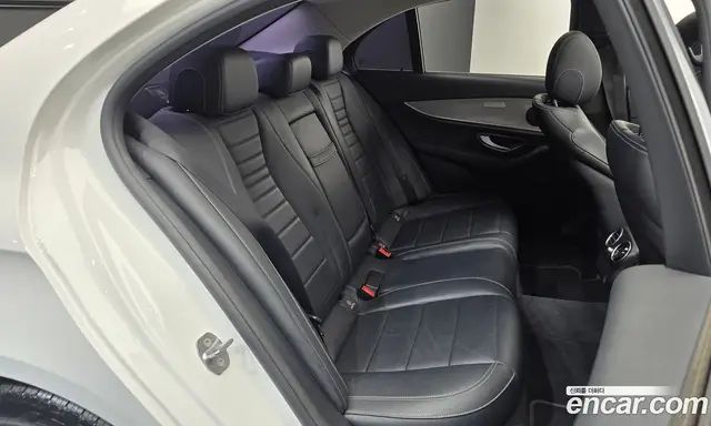 Mercedes-Benz E-Class 2016 2.0 автомат (гидро), миниатюра 11 Mercedes-Benz E-Class 2016 2.0 автомат (гидро), миниатюра 11