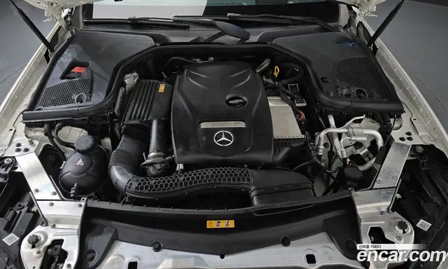 Mercedes-Benz E-Class 2016 2.0 автомат (гидро), миниатюра 6 Mercedes-Benz E-Class 2016 2.0 автомат (гидро), миниатюра 6