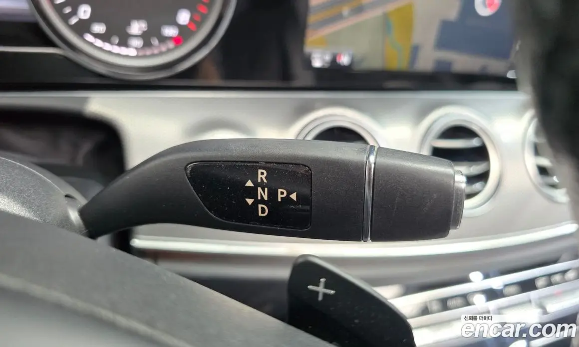 Mercedes-Benz E-Class 2016 2.0 автомат (гидро), фото 9 Mercedes-Benz E-Class 2016 2.0 автомат (гидро), фото 9