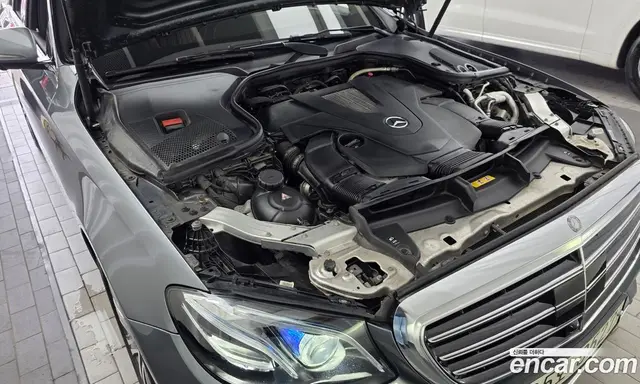 Mercedes-Benz E-Class 2017 3.0 автомат (гидро), миниатюра 6