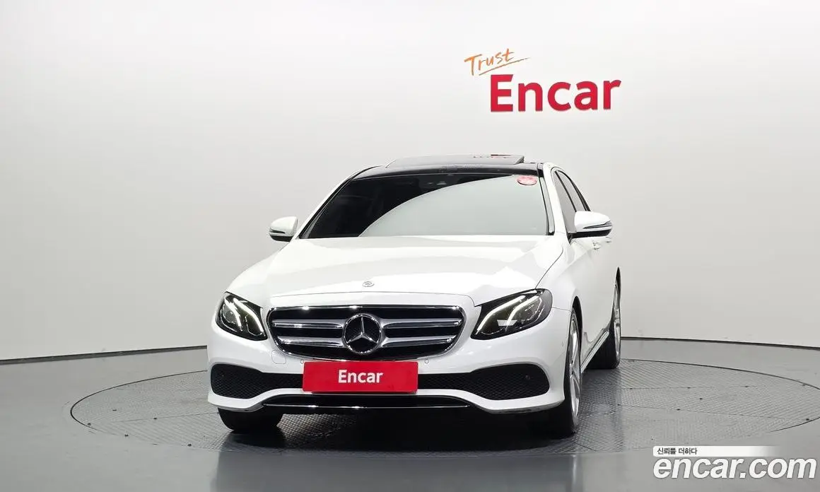 Mercedes-Benz E-Class 2018 2.0 автомат (гидро), фото 3 Mercedes-Benz E-Class 2018 2.0 автомат (гидро), фото 3