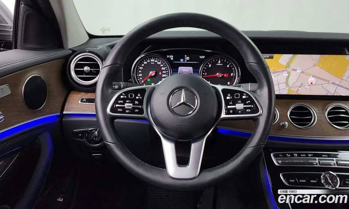 Mercedes-Benz E-Class 2019 1.9 автомат (гидро), фото 13 Mercedes-Benz E-Class 2019 1.9 автомат (гидро), фото 13