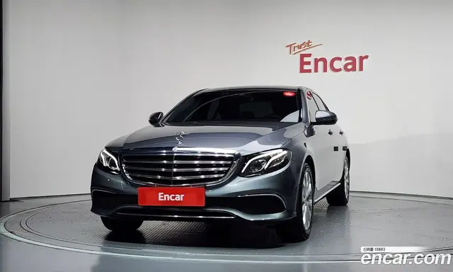 Mercedes-Benz E-Class 2019 1.9 автомат (гидро), миниатюра 3 Mercedes-Benz E-Class 2019 1.9 автомат (гидро), миниатюра 3