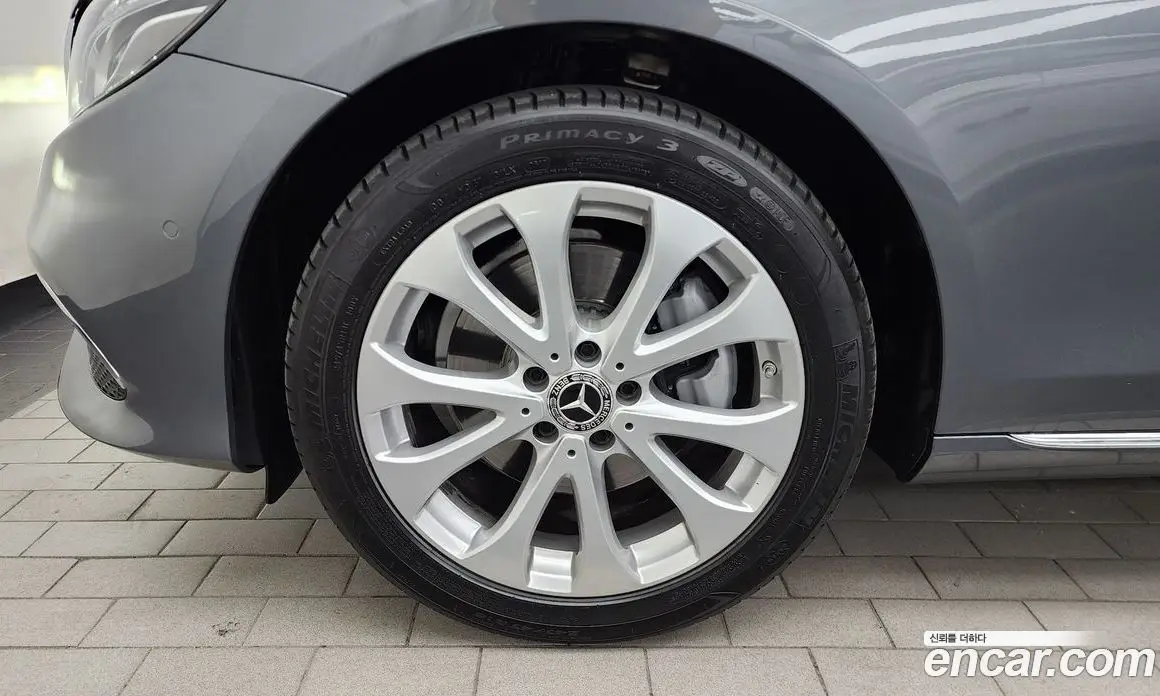 Mercedes-Benz E-Class 2019 1.9 автомат (гидро), фото 5 Mercedes-Benz E-Class 2019 1.9 автомат (гидро), фото 5