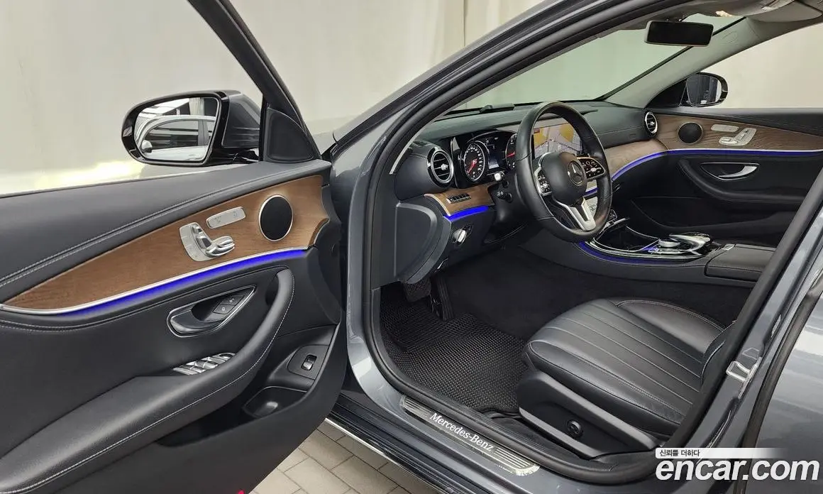 Mercedes-Benz E-Class 2019 1.9 автомат (гидро), фото 10 Mercedes-Benz E-Class 2019 1.9 автомат (гидро), фото 10