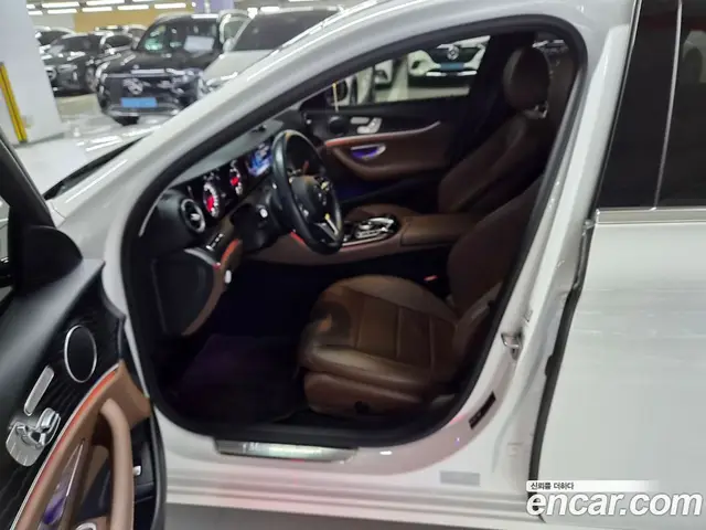 Mercedes-Benz E-Class 2020 1.9 автомат (гидро), миниатюра 9 Mercedes-Benz E-Class 2020 1.9 автомат (гидро), миниатюра 9