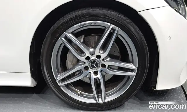 Mercedes-Benz E-Class 2020 1.9 автомат (гидро), миниатюра 7 Mercedes-Benz E-Class 2020 1.9 автомат (гидро), миниатюра 7