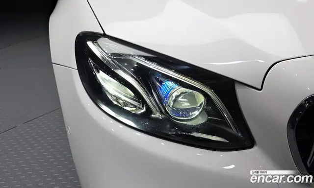 Mercedes-Benz E-Class 2020 1.9 автомат (гидро), миниатюра 8 Mercedes-Benz E-Class 2020 1.9 автомат (гидро), миниатюра 8