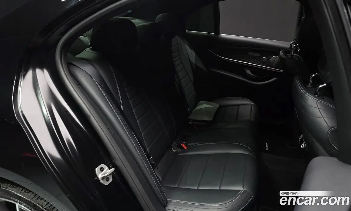 Mercedes-Benz E-Class 2021 2.0 автомат (гидро), фото 11