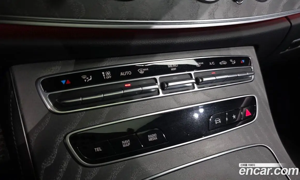 Mercedes-Benz E-Class 2021 2.0 автомат (гидро), фото 16