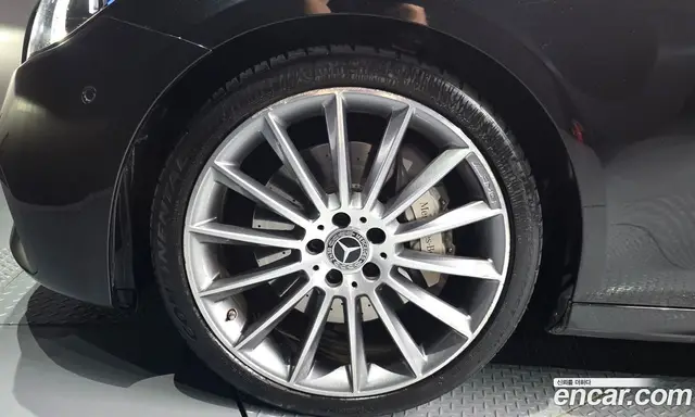 Mercedes-Benz E-Class 2021 2.0 автомат (гидро), миниатюра 5