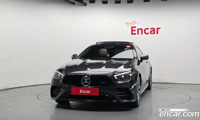 Mercedes-Benz E-Class 2023 2.0 автомат (гидро), миниатюра 3