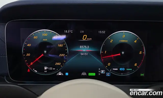 Mercedes-Benz E-Class 2023 2.0 автомат (гидро), миниатюра 8