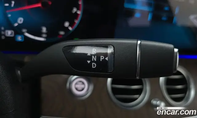 Mercedes-Benz E-Class 2023 2.0 автомат (гидро), миниатюра 12