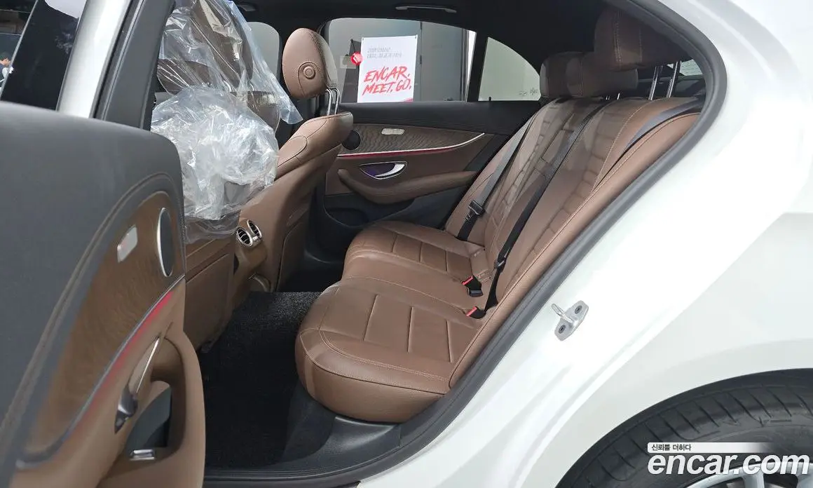 Mercedes-Benz E-Class 2023 2.0 автомат (гидро), фото 18