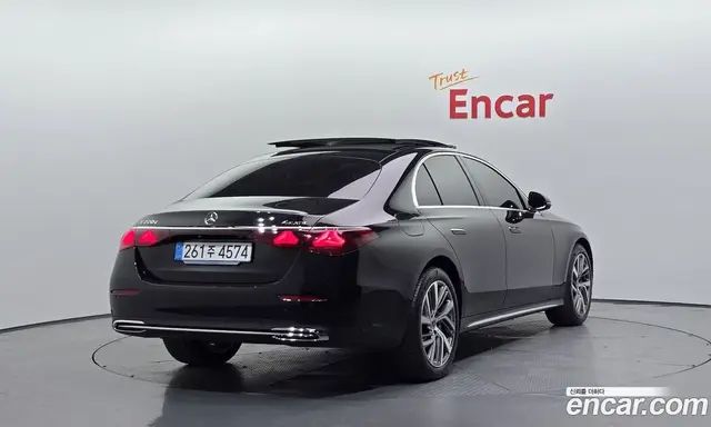 Mercedes-Benz E-Class 2025 2.0 автомат (гидро), миниатюра 2