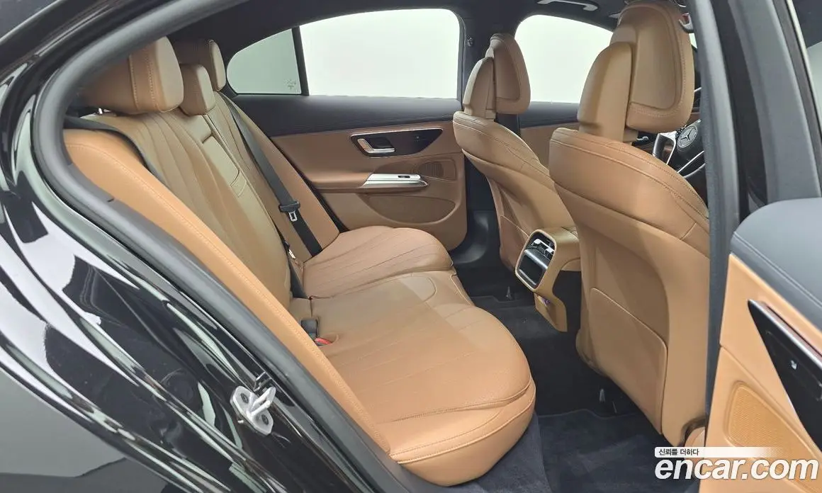 Mercedes-Benz E-Class 2025 2.0 автомат (гидро), фото 20