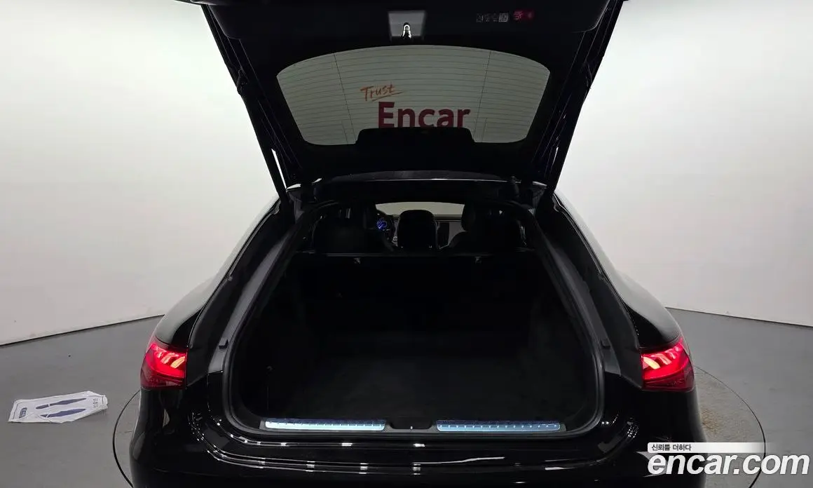 Mercedes-Benz EQS 2023 0.3 автомат (гидро), фото 26