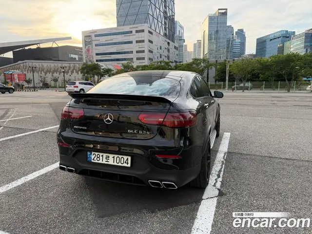 Mercedes-Benz GLC-Class 2018 4.0 автомат (гидро), миниатюра 2