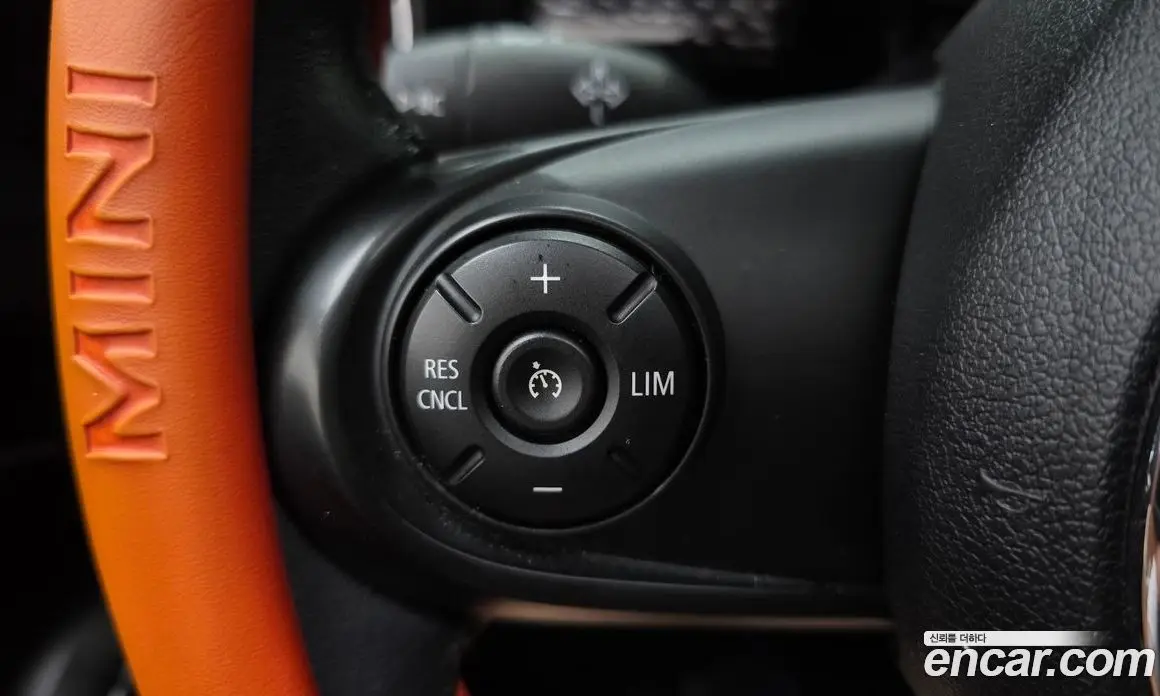 Mini Cooper 2015 2.0 автомат (гидро), фото 18 Mini Cooper 2015 2.0 автомат (гидро), фото 18