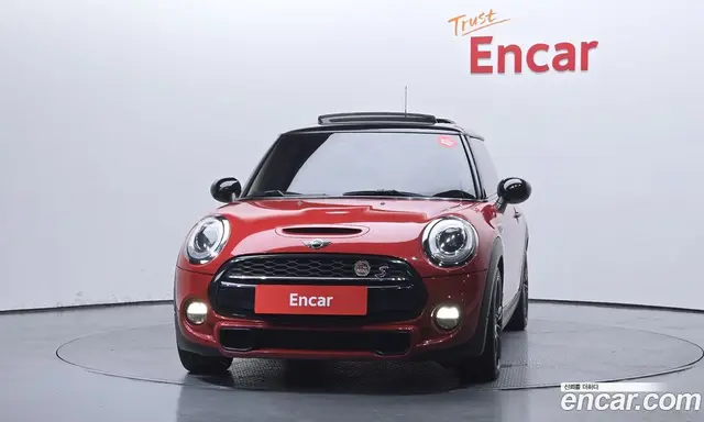 Mini Cooper 2015 2.0 автомат (гидро), миниатюра 3 Mini Cooper 2015 2.0 автомат (гидро), миниатюра 3