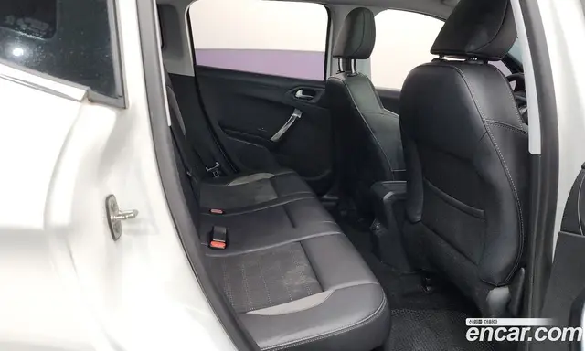 Peugeot 2008 2015 1.6 автомат (гидро), миниатюра 11