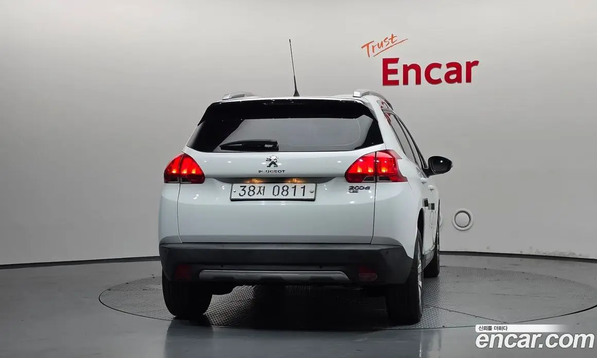 Peugeot 2008 2015 1.6 автомат (гидро), фото 4