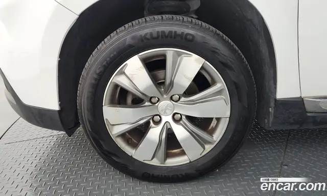 Peugeot 2008 2015 1.6 автомат (гидро), миниатюра 5