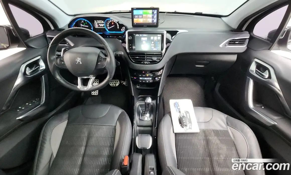 Peugeot 2008 2015 1.6 автомат (гидро), фото 7