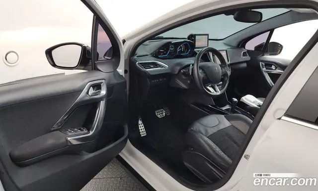 Peugeot 2008 2015 1.6 автомат (гидро), миниатюра 10