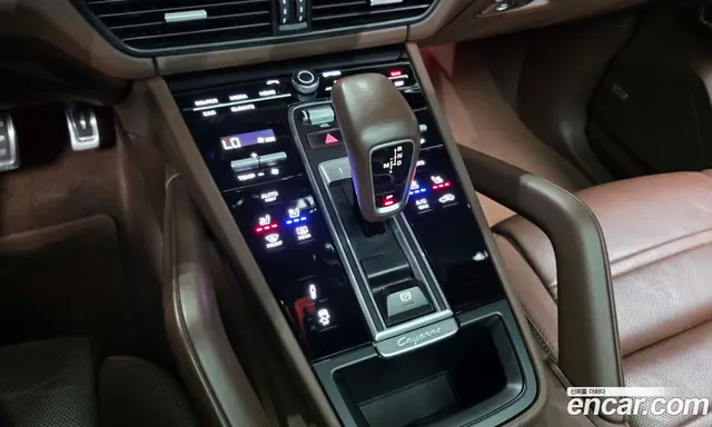 Porsche Cayenne 2020 3.0 автомат (гидро), миниатюра 9 Porsche Cayenne 2020 3.0 автомат (гидро), миниатюра 9