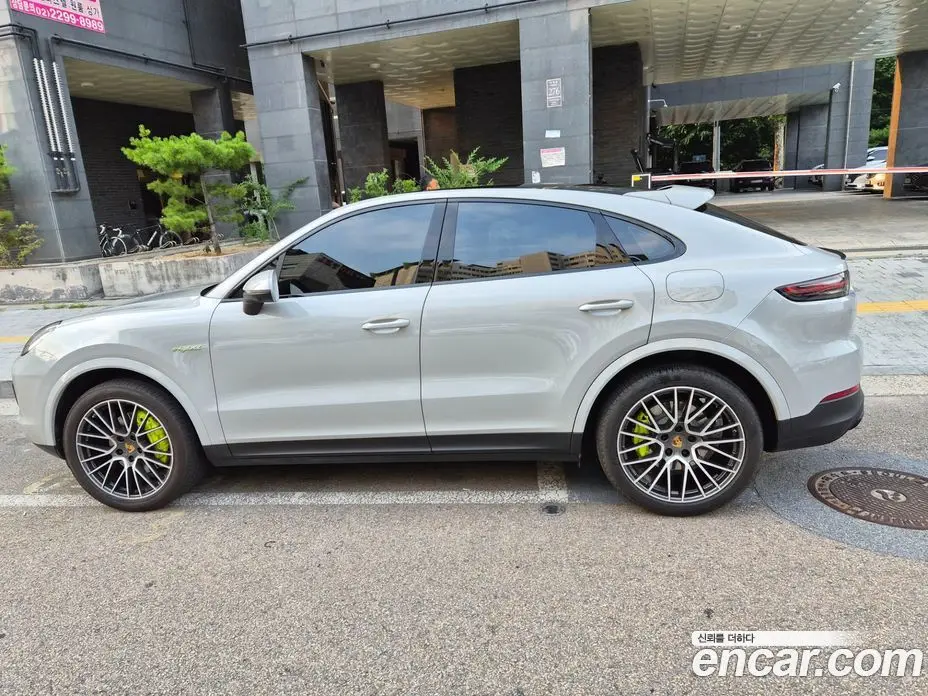 Porsche Cayenne 2021 3.0 автомат (гидро), фото 3 Porsche Cayenne 2021 3.0 автомат (гидро), фото 3