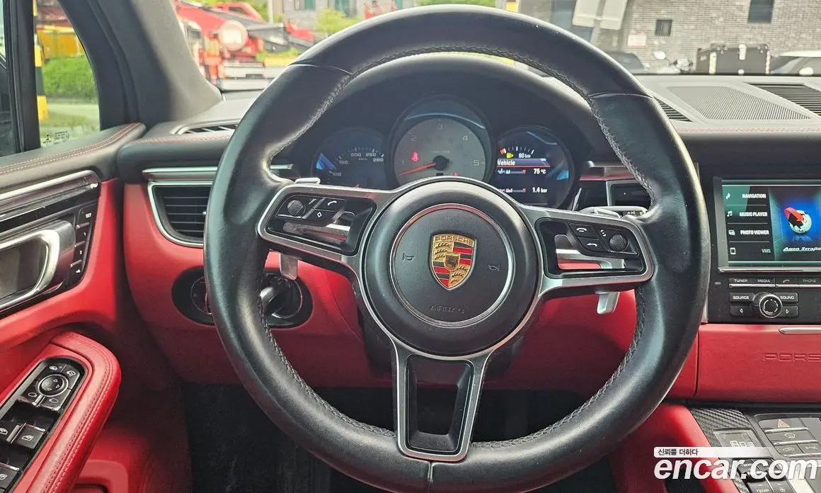 Porsche Macan 2014 3.0 автомат (гидро), фото 16 Porsche Macan 2014 3.0 автомат (гидро), фото 16