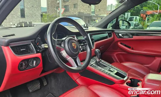 Porsche Macan 2014 3.0 автомат (гидро), миниатюра 10 Porsche Macan 2014 3.0 автомат (гидро), миниатюра 10