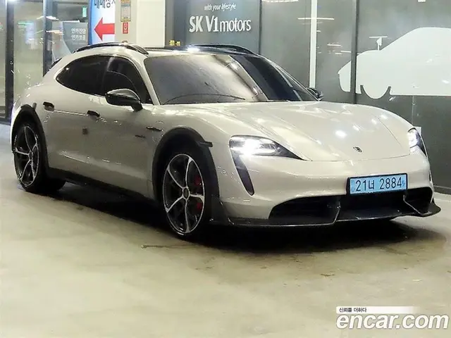 Porsche Taycan 2023 автомат (гидро), миниатюра 1 Porsche Taycan 2023 автомат (гидро), миниатюра 1