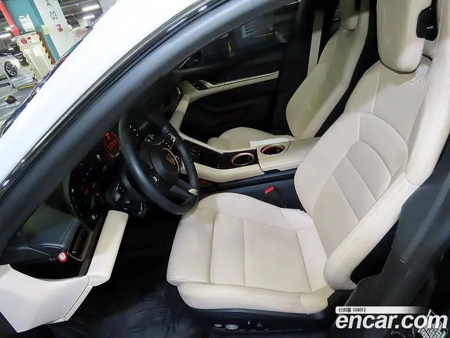 Porsche Taycan 2023 автомат (гидро), миниатюра 6 Porsche Taycan 2023 автомат (гидро), миниатюра 6