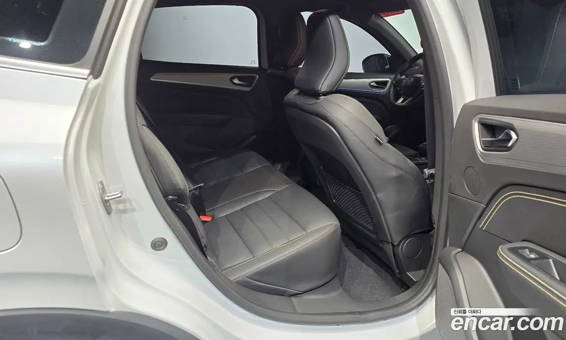 Renault (Samsung) Arkana 2025 1.6 автомат (гидро), фото 16 Renault (Samsung) Arkana 2025 1.6 автомат (гидро), фото 16