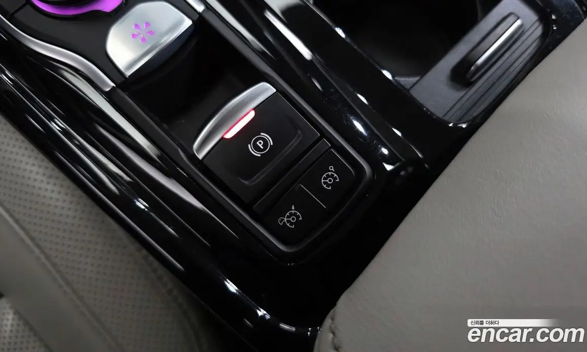 Renault (Samsung) SM6 2017 2.0 автомат (гидро), фото 18 Renault (Samsung) SM6 2017 2.0 автомат (гидро), фото 18