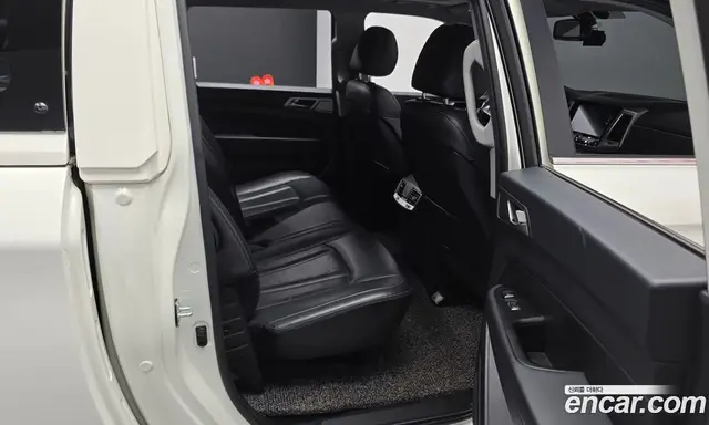 SsangYong Rexton 2018 2.2 автомат (гидро), миниатюра 11 SsangYong Rexton 2018 2.2 автомат (гидро), миниатюра 11
