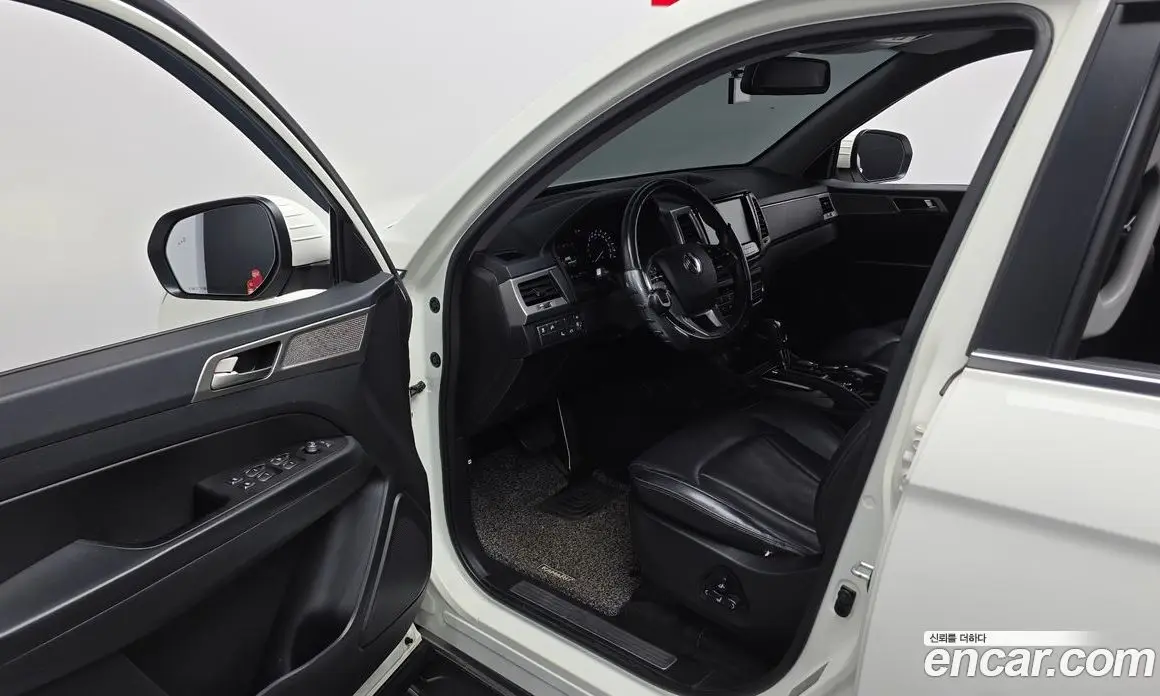 SsangYong Rexton 2018 2.2 автомат (гидро), фото 10 SsangYong Rexton 2018 2.2 автомат (гидро), фото 10