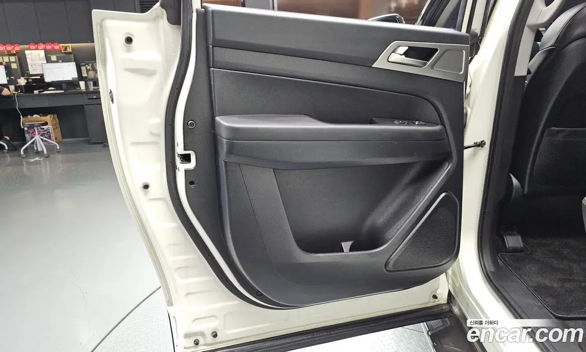 SsangYong Rexton 2019 2.2 автомат (гидро), фото 15