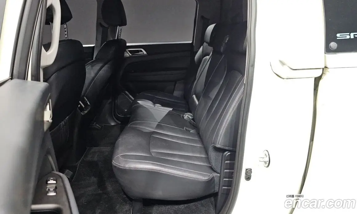 SsangYong Rexton 2019 2.2 автомат (гидро), фото 16