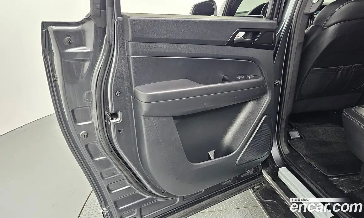 SsangYong Rexton 2020 2.2 автомат (гидро), фото 15