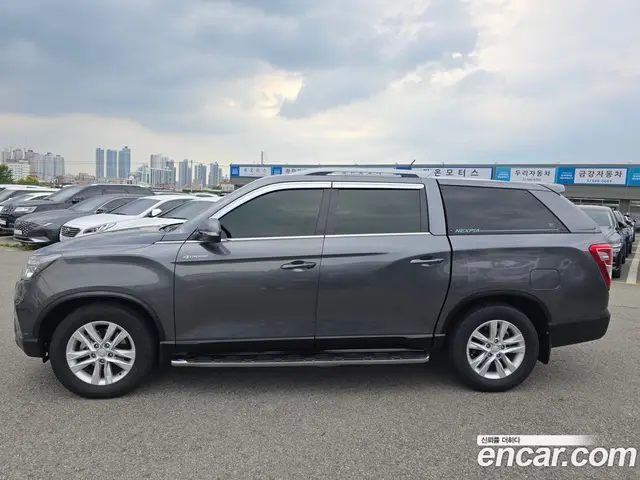 SsangYong Rexton 2020 2.2 автомат (гидро), миниатюра 4 SsangYong Rexton 2020 2.2 автомат (гидро), миниатюра 4