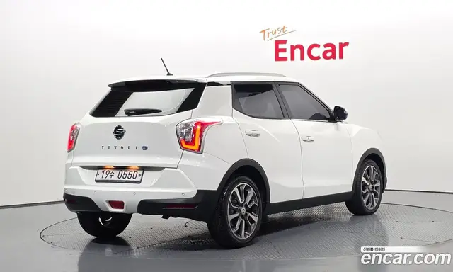 SsangYong TIBOLI 2015 1.6 автомат (гидро), миниатюра 2 SsangYong TIBOLI 2015 1.6 автомат (гидро), миниатюра 2
