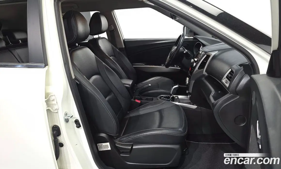 SsangYong TIBOLI 2015 1.6 автомат (гидро), фото 17 SsangYong TIBOLI 2015 1.6 автомат (гидро), фото 17