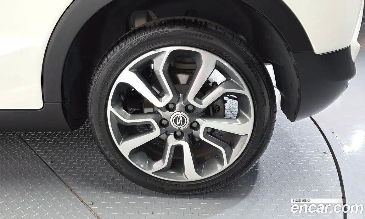 SsangYong TIBOLI 2015 1.6 автомат (гидро), фото 5 SsangYong TIBOLI 2015 1.6 автомат (гидро), фото 5
